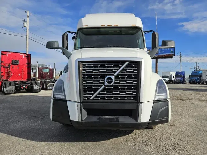 2019 VOLVO VNL64T760