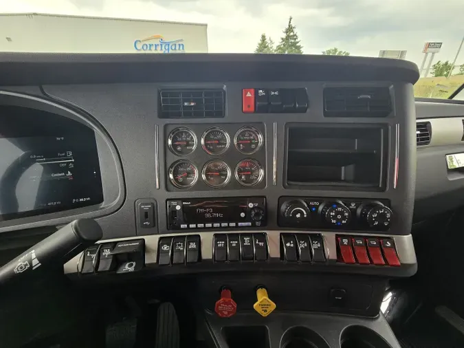 2026 Kenworth T8806d8d101df06b865af8a32798e5a39508