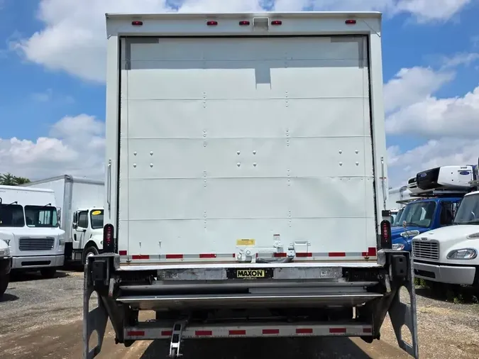 2020 FREIGHTLINER M2 106