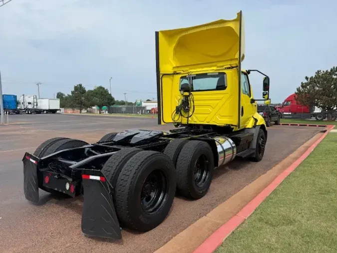 2018 INTERNATIONAL RH613