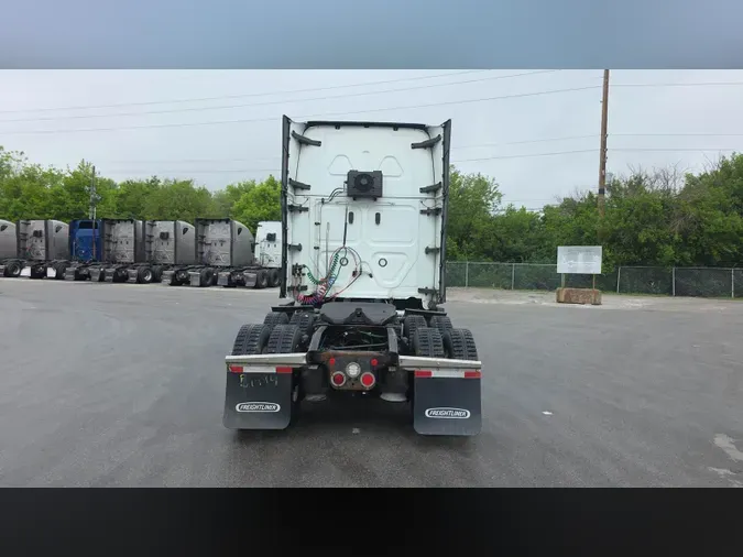 2021 Freightliner Cascadia 1266d907edb6076287cab1e6e0302f0ab4c