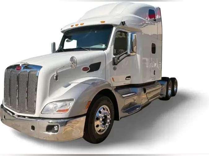 2022 Peterbilt 5796d90d2dc59c45f5e63eaefa72bd2139a