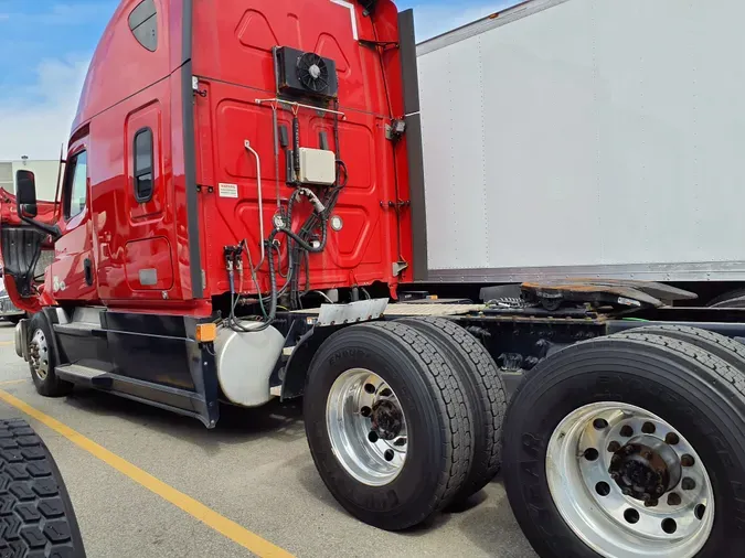 2021 FREIGHTLINER/MERCEDES NEW CASCADIA PX12664