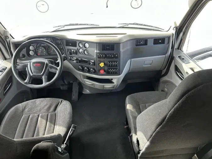 2021 Peterbilt 567