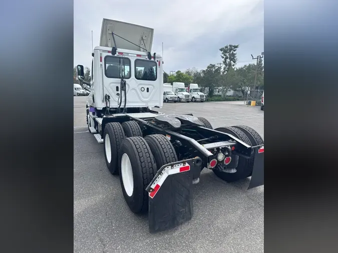 2019 FREIGHTLINER/MERCEDES NEW CASCADIA PX126646d91f591a00938e9d6a35ead6530910c