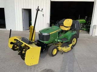 2019 John Deere X754