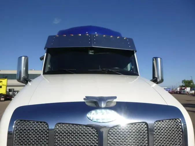 2021 Peterbilt 579