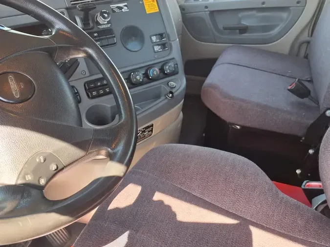 2019 FREIGHTLINER CASCADIA 113