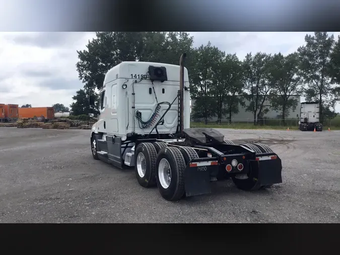 2022 Freightliner Cascadia 1266d955d054f75fcdef7345d5eaf92c9f1