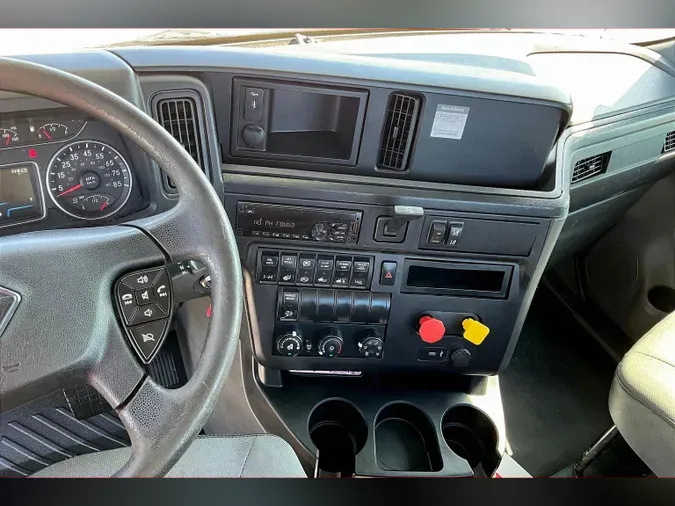 2019 INT LT625 6x4