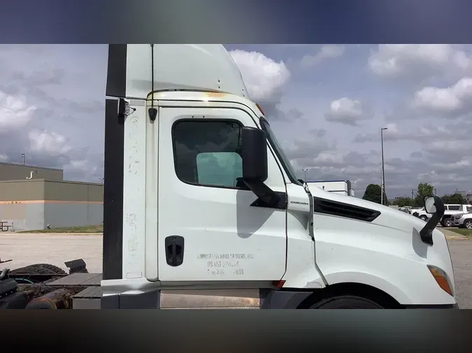 2019 Freightliner Cascadia 1266da338eb07b6d797af24b0cd616adb42