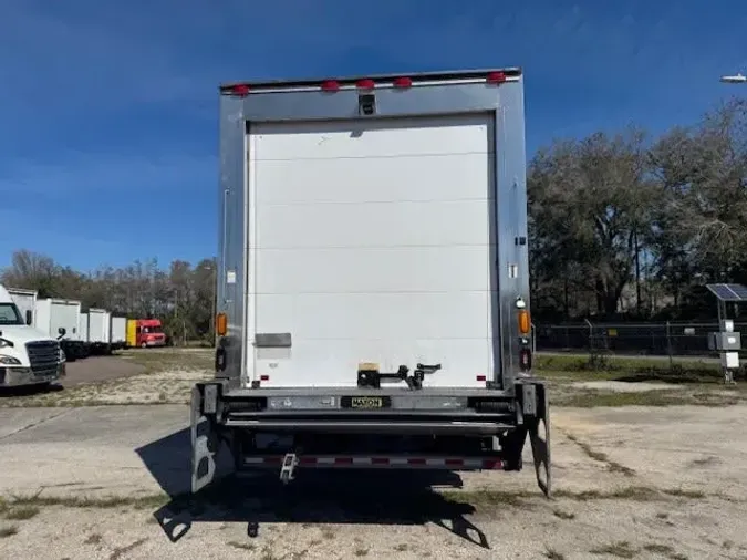 2018 FREIGHTLINER/MERCEDES M2 106