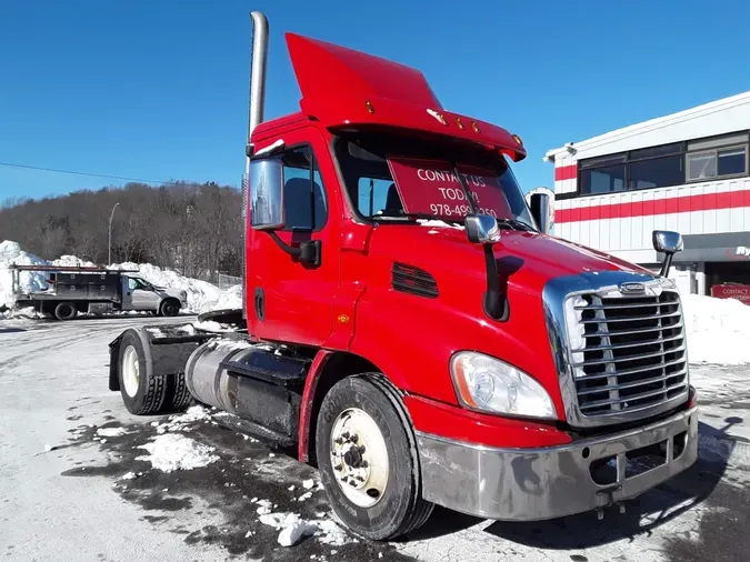 2019 FREIGHTLINER/MERCEDES CASCADIA 113