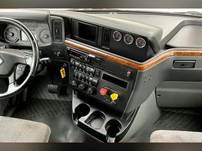 2020 INT LT625 6x4