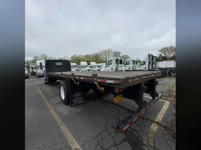 2020 FREIGHTLINER M2 106