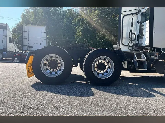 2022 INT LT625 6x46daaf818029197b7a640fac896594b1e