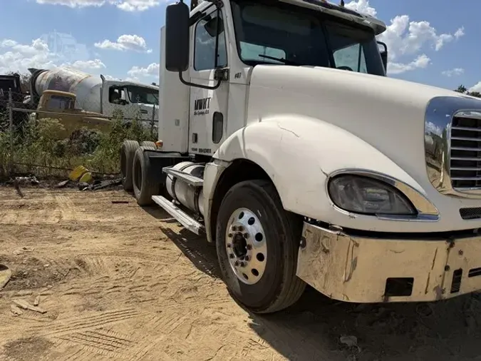 2007 FREIGHTLINER COLUMBIA 1206dab90e2a4fdf1567df4b92f3c6ee92c