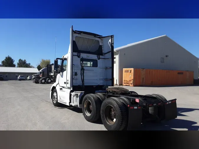 2020 Volvo VNL300
