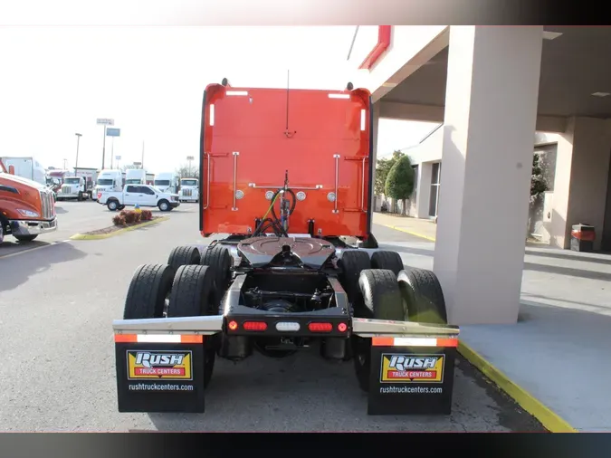 2023 Peterbilt 389