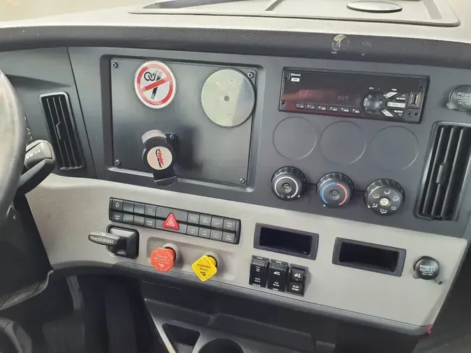 2019 FREIGHTLINER NEW CASCADIA PX12664