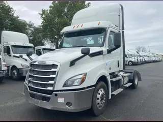 2019 FREIGHTLINER NEW CASCADIA 126
