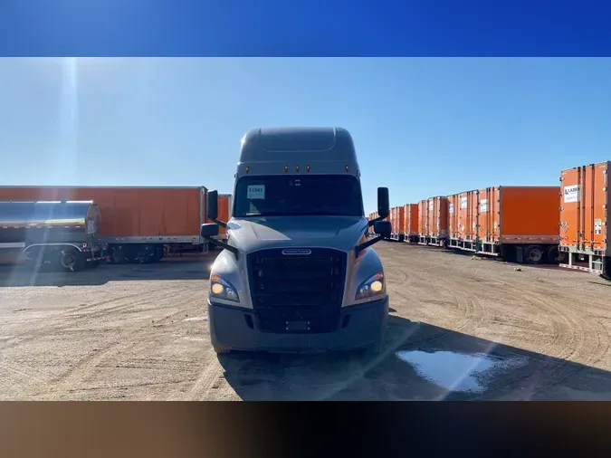 2020 Freightliner Cascadia