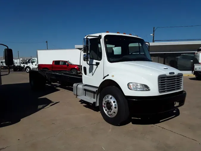 2018 FREIGHTLINER/MERCEDES M2 106