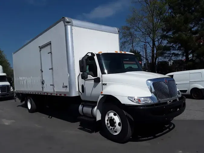 2020 NAVISTAR INTERNATIONAL MV607 (4X2)