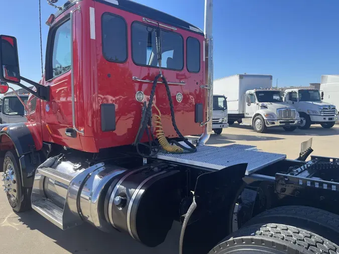 2020 Peterbilt 567