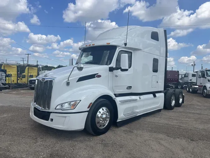 2022 Peterbilt 579