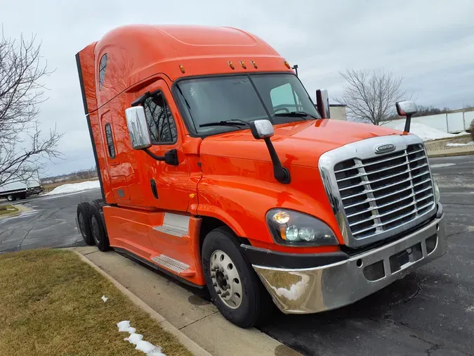 2018 FREIGHTLINER/MERCEDES CASCADIA 125