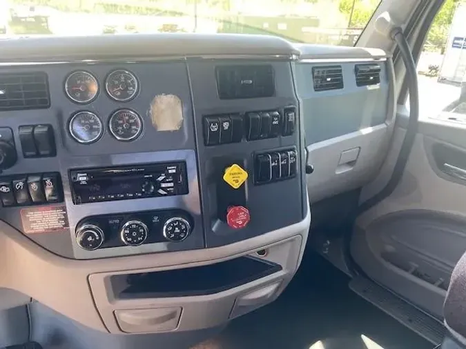 2021 Peterbilt 579