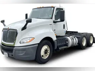2019 International LT625