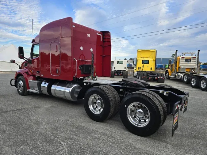 2022 Peterbilt 579