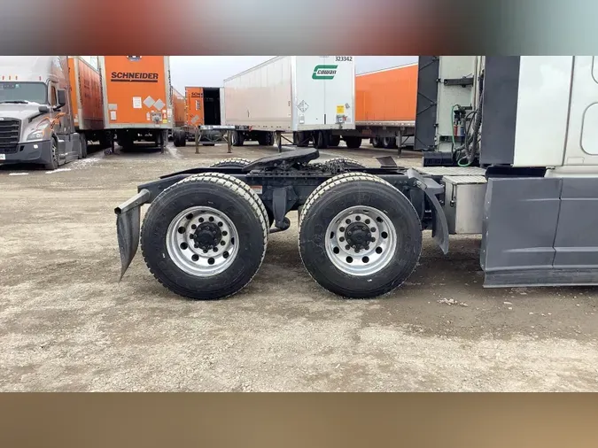 2022 Freightliner Cascadia 126