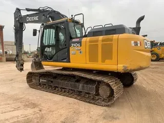 2019 John Deere 210GLC