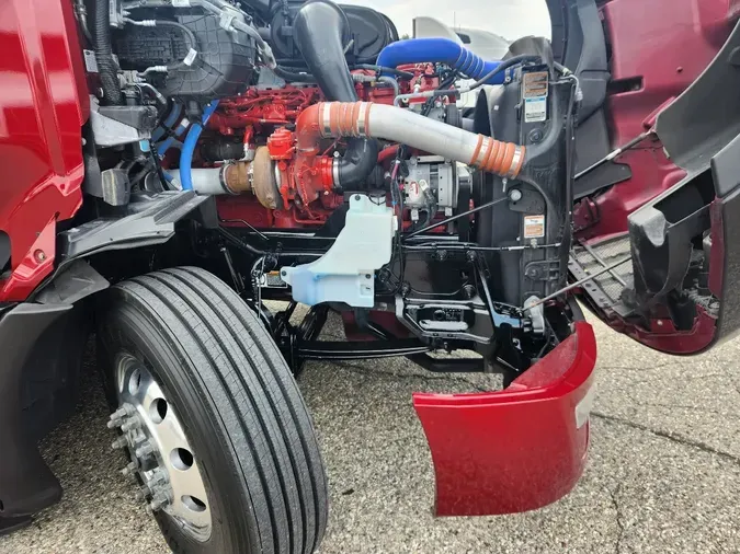 2023 PETERBILT 579
