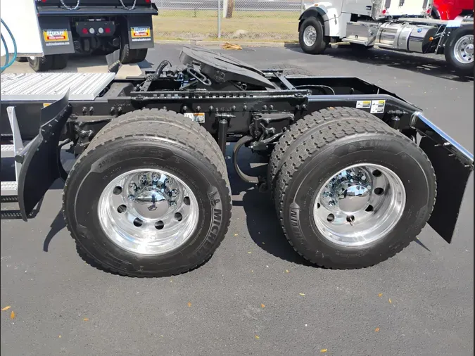 2022 Peterbilt 5796dc848111cbee034011f4d8bccbb8a5d