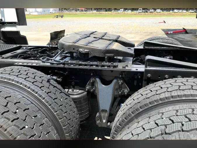 2022 INT LT625 6x4