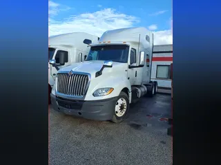 2019 NAVISTAR INTERNATIONAL LT625 SLPR CAB