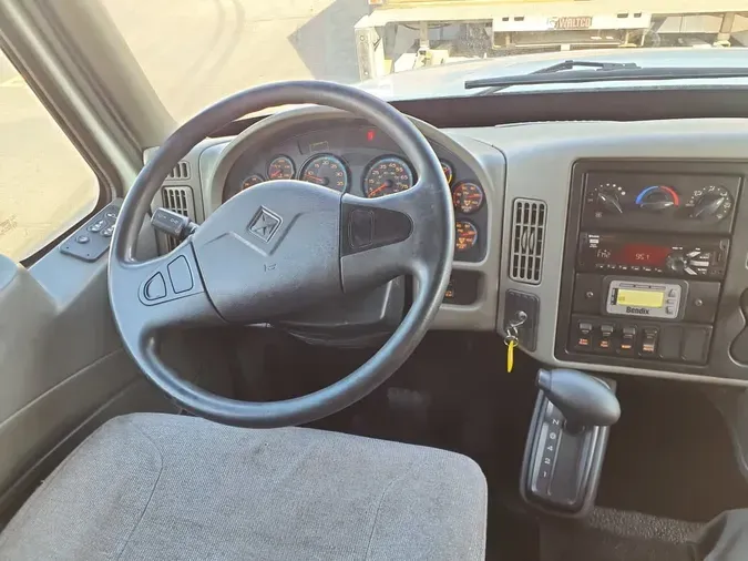 2019 NAVISTAR INTERNATIONAL 4300