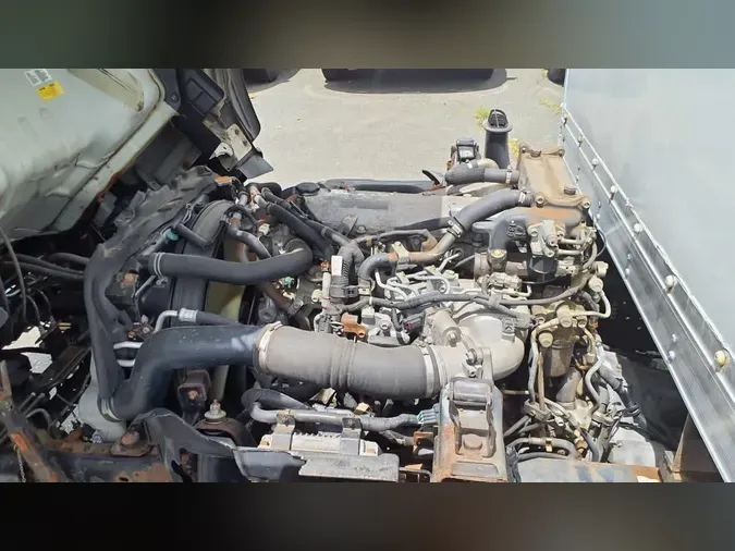 2018 ISUZU NPR HD