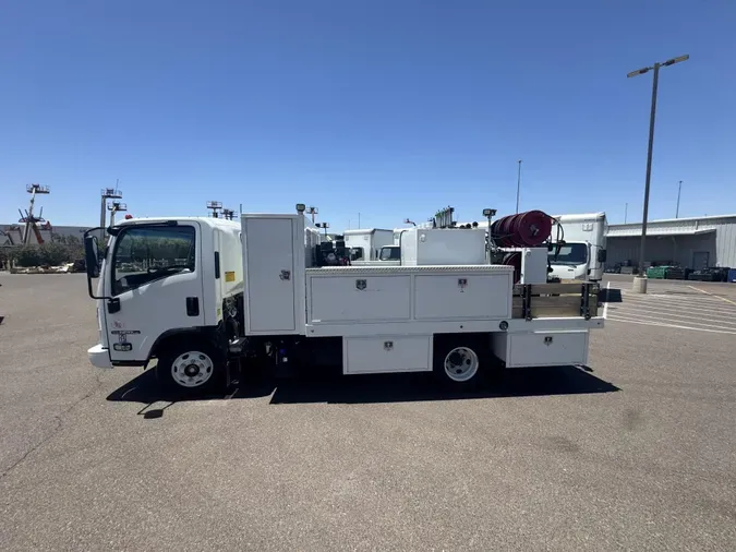2022 Isuzu NPR-HD