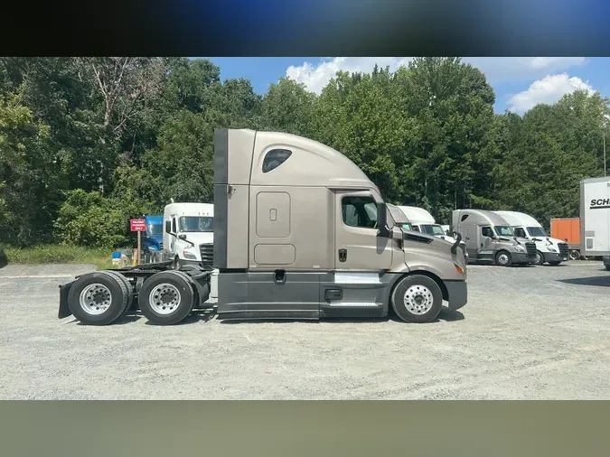 2023 Freightliner Cascadia 1266dd5745fceb1c2420c53c01844901ad5