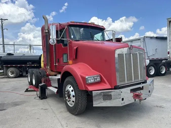 2010 KENWORTH T800