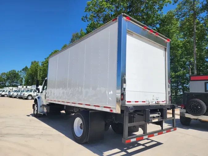 2017 FREIGHTLINER/MERCEDES M2 1066dd9f3d43d5d3fe666553186bf09181f