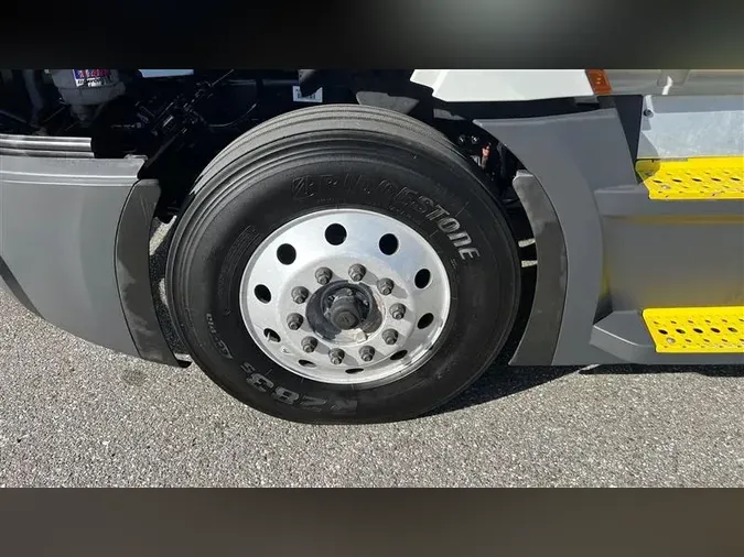 2022 FREIGHTLINER CA1266ddb2498d3215f78b3cdca4112105503