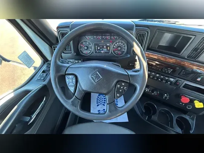 2020 INTERNATIONAL RH613