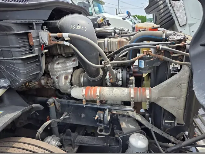 2020 FREIGHTLINER CASCADIA 125