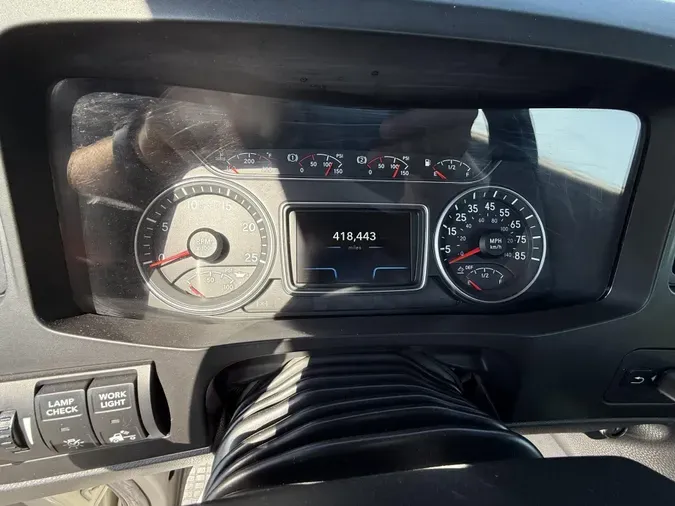 2020 International LT625